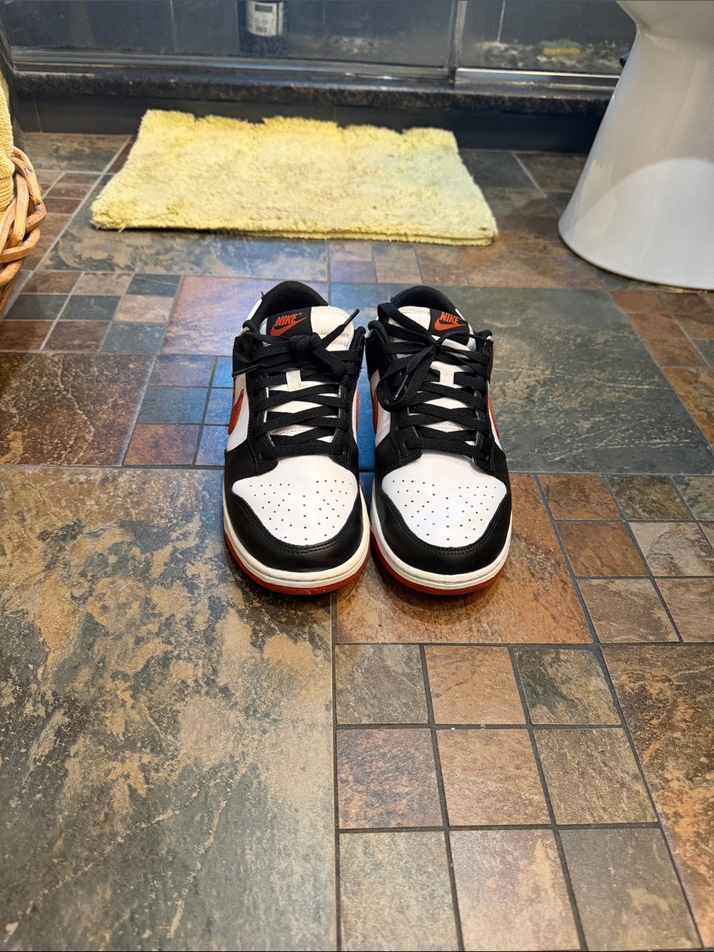 Nike Men’s Low-Top Sneakers - White/Black/Orange